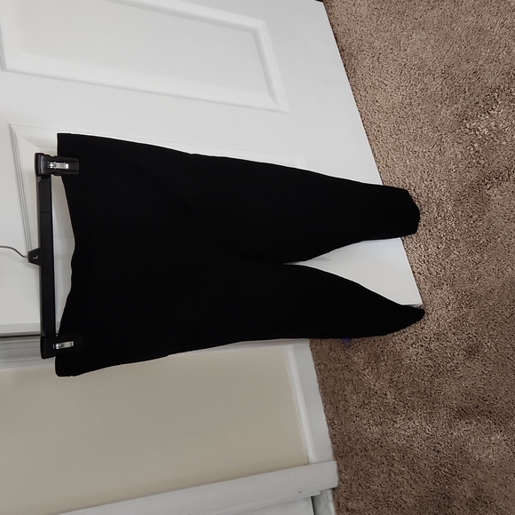 Oh! Mamma Maternity Capri Leggings Black Medium - Picture 1 of 5